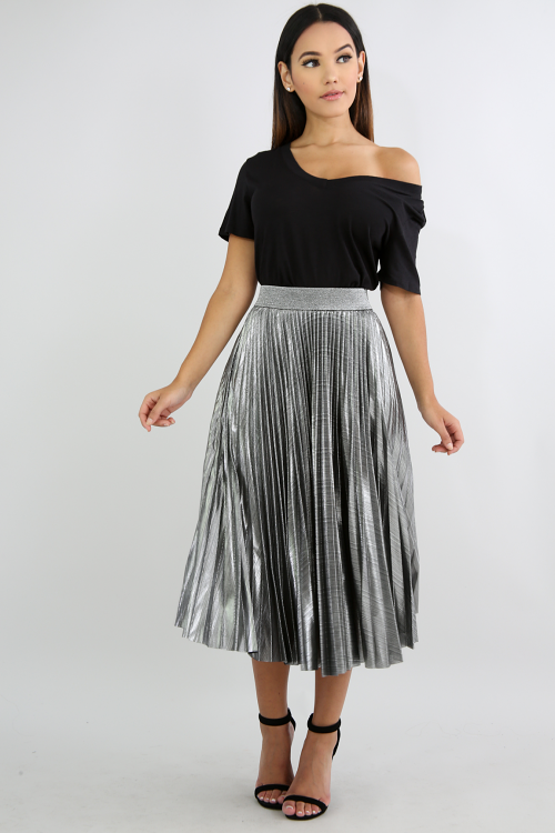 Metallic Pleated Skirt